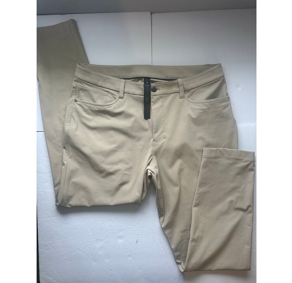 Lululemon Men's 34 x 30 ABC Classic-Fit Pant 5-Pocket Trench Pants